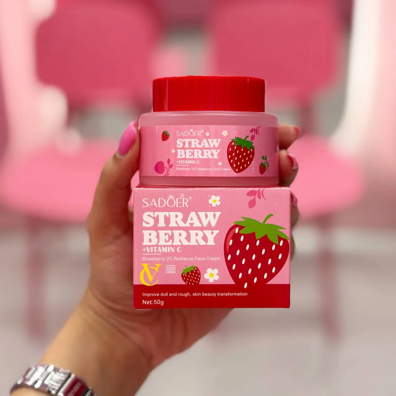 کرم آبرسان توت فرنگی 🍓
